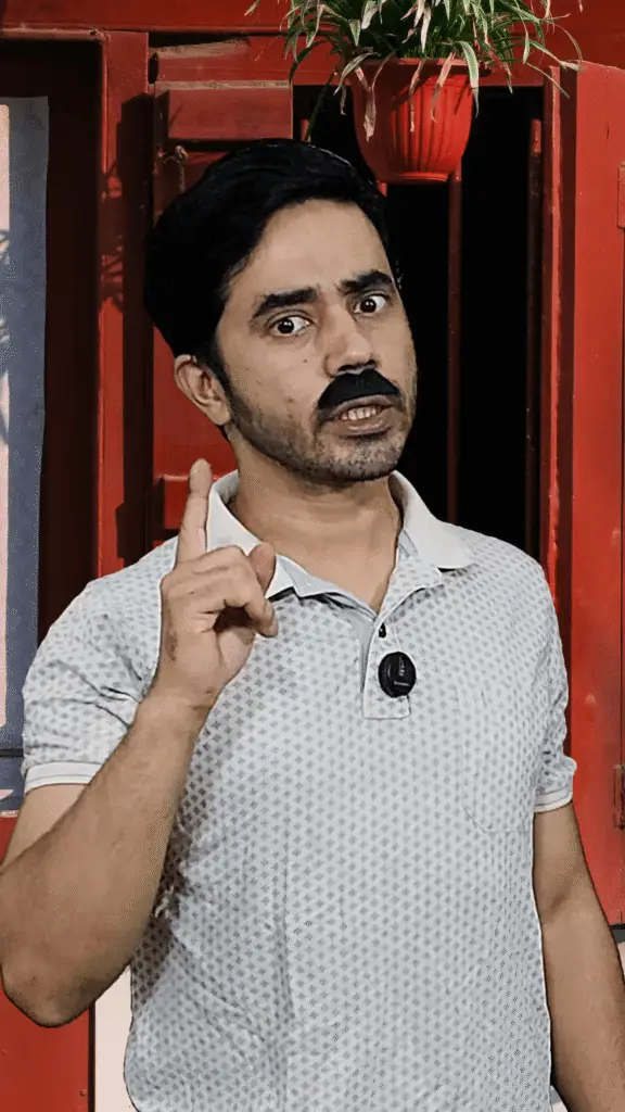 Sharma Ji, the neighbor and friend in Pandey Ke Bandey, in a friendly but competitive pose.