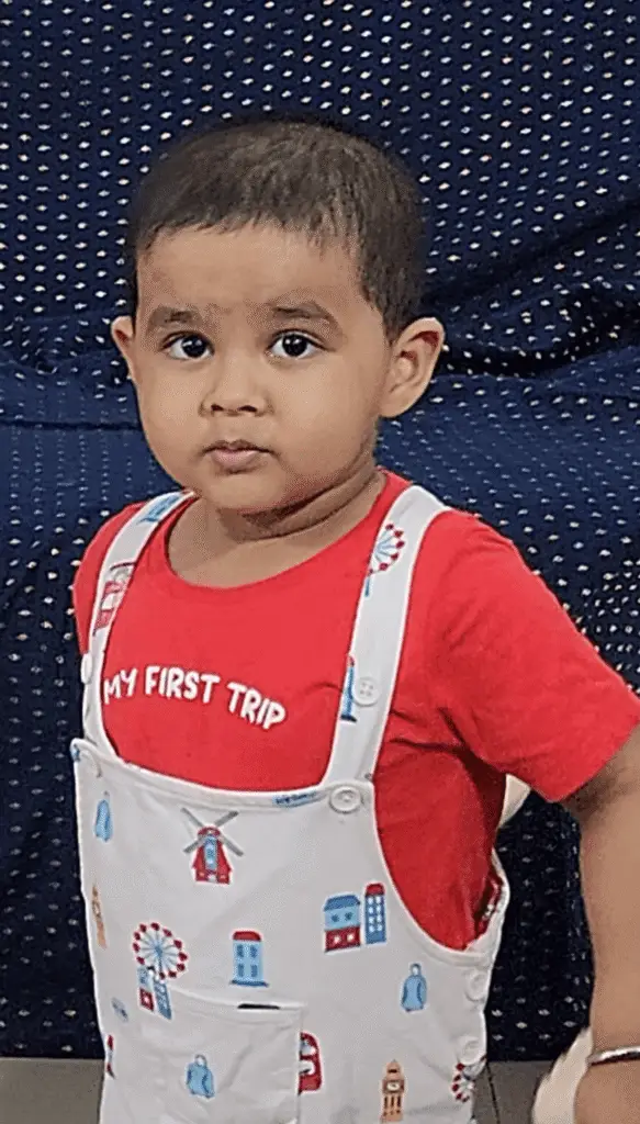 Ivaan, the son in Pandey Ke Bandey, looking mischievous while playing.